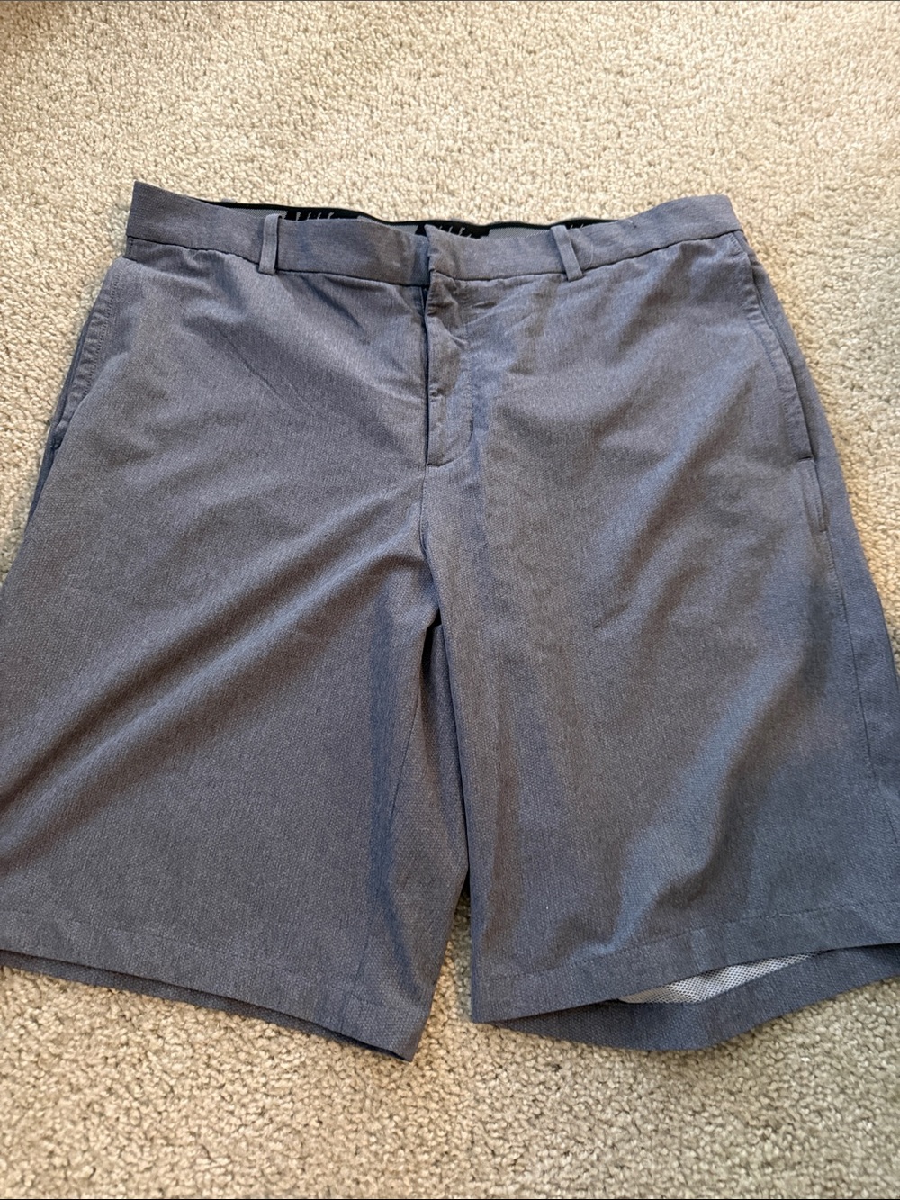 Nike Men's Charcoal Flat-Front Golf Shorts